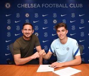 Chelsea boss, Frank Lampard with new signing Kai Havertz