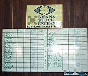 Accra bourse inches up