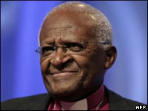 Archbishop Tutu believes the world should intervene in Zimbabwe's crisis