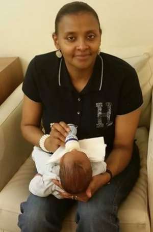 Gumsu Sani Abacha Excited About Her Sister's New Baby