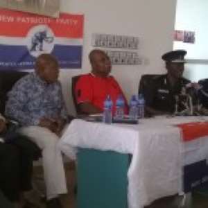 COP Dr Dampare addressing regional executives of the NPP