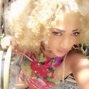 Check out Rukky Sandas Afro Blondie