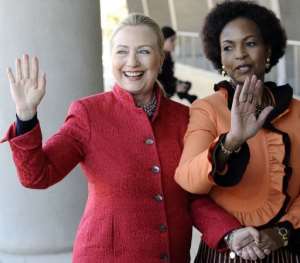 Clinton with Nkoana-Mashabane ahead of the talks.  By Stephane de Sakutin (AFP)