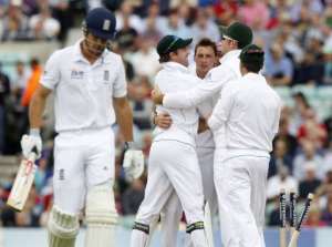 South Africa's Dale Steyn 3rdL celebrates bowling England's Alastair Cook L for 115.  By Ian Kington AFP