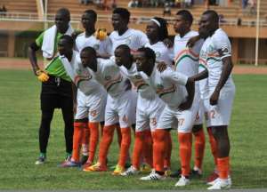 Niger football players pose for a team photo on June 3, 2012 before a 2014 World Cup qualifying match in Niamey.  By ISSOUF SANOGO AFPFile
