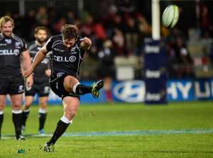 Francois Steyn of the Coastal Sharks kicks a conversion in Christchurch, New Zealand, on May 17, 2014. By Marty Melville (AFP/File)