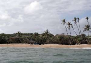 The beach near Kenyas Kiwayu Safari village where a British woman was kidnapped and her husband killed on September 11.  By William Davies (AFP/File)
