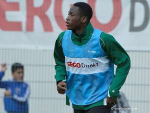 Cash-strapped Greuther Frth to sell Baba Rahman to German top-flight side Augsburg