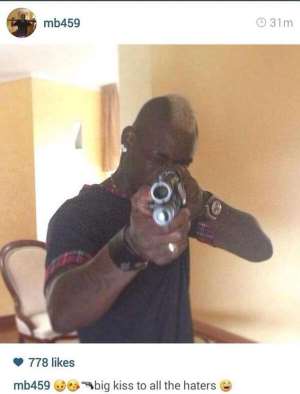 Mario in trouble: Balotelli poses with gun on instagram