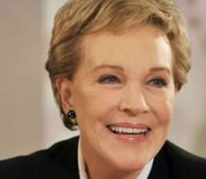 Julie Andrews lost her singing voice after an operation