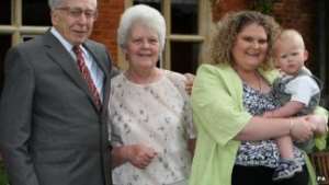 Louise Brown celebrated her 30th birthday in 2008 with her mum Lesley, son Cameron and IVF pioneer Prof Robert Edwards