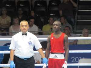 One step closer: Lartey and Omar qualify for boxing quarter finals