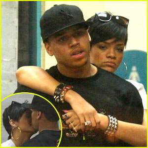 Rihanna, Chris Brown Plan Secret Wedding?