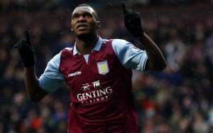 Aston Villa in negotiations to keep Benteke