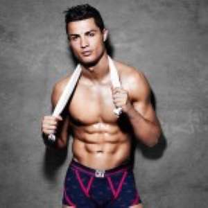 Ronaldo Promotes Underwear