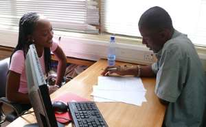 Cta Kamani speaking to entertainment journalist, Aglanu Dela Ernest.