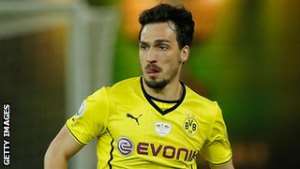 Gossip column: Man Utd want Hummels, Arsenal chase Alcacer – plus more rumours