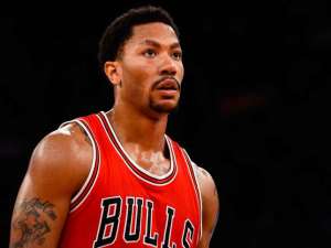 The Chicago Bulls' Derrick Rose calms injury fears