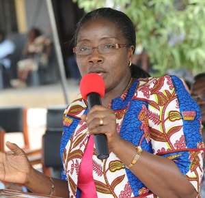 Wife of Veep donates to Huni-Valley Health Centre