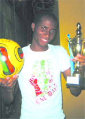 Okonkwo crashes! at MTN Soccer Academy