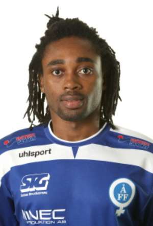Emmanuel Dogbe: Swedish Premier League side tvidabergs FF farm out Ghanaian midfielder to Oskarshamns AIK