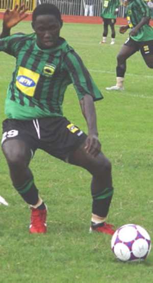 Eric Bekoe in action for Kotoko before leaving to Petrojet