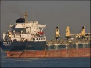 Somali pirates fight over huge tanker ransom