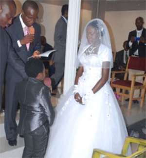 Nollywood Star 'Aki's' White Wedding