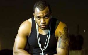 Flo Rida joins African hiphop stars performing at the MTV Africa Music Awards with Zain
