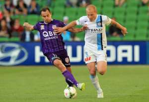 A-League: Garcia rescues point for Perth, Adelaide up to second