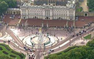 Man Charged After Buckingham Palace Arrest