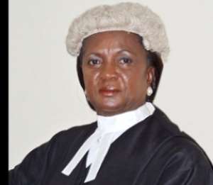 Chief Justice urges Notaries public to work within the law