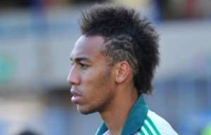 Aubameyang is preparing a new haircut
