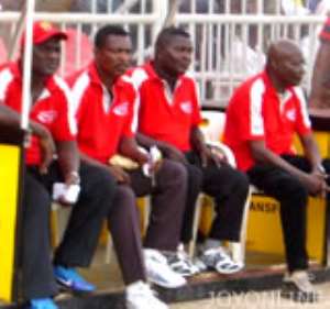 Hearts unhappy with coach and keeper Quartey