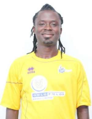 Medeama midfielder Malik Akowuah shakes off injury scare ahead of Sundowns clash