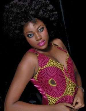EXCLUSIVE : GHANAIAN ACTRESS YVONNE NELSON FIGHTS ON SET