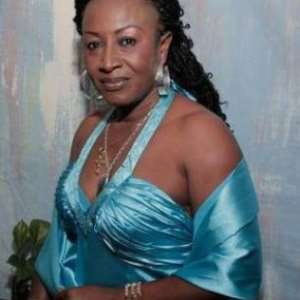 STAR ACTRESS,PATIENCE OZOKWOR A.K.A MAMA G IN MESSY BRAWL ABUJA AIRPORT.HOW SHE ASSAULTED TOP BIZMAN INSIDE AIRCRAFT