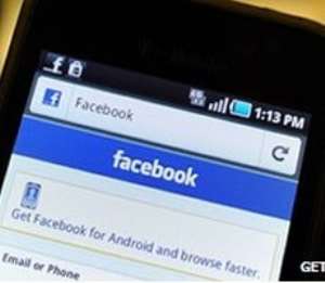 Facebook has admitted that growing mobile phone use could hurt future revenue.