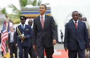 President Obama with President Mills during the historic visit