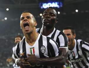 Kwadwo Asamoah triumph over Muntari as Juventus stun AC Milan in Serie A derby