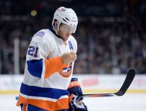 New York Islanders pip Pittsburgh Penguins in Metropolitan heavyweight battle
