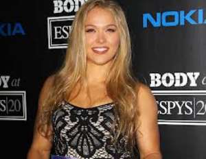 Ronda Rousey : The Biography