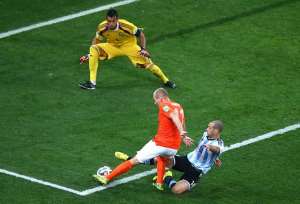 That Tackle!! Javier Mascherano: I tackled doubts to block Arjen Robben