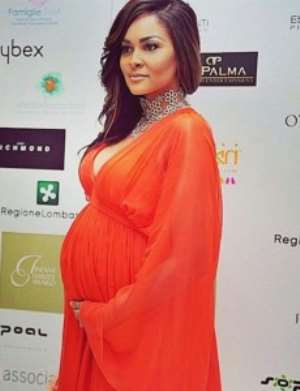 Menay Donkor, Muntari's wife is expecting their first child.