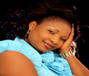 ACTRESS LAIDE BAKARE INVOLVED IN AN AUTO ACCIDENT