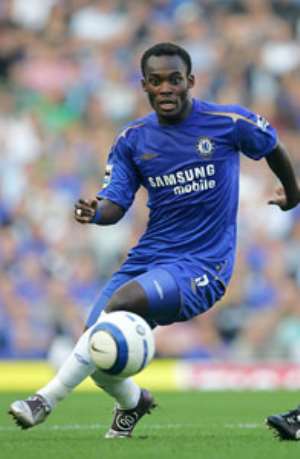 CHELSEA WANT ESSIEN CONTRACT EXTENSION