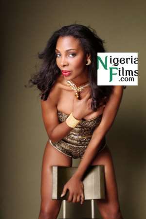 DISASTER: Miss Nigeria Board Sacks Nike Oshinowo**Reigning Queen, Feyijinmi Breaks Down Am So Confused
