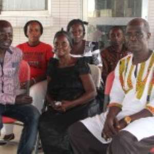 Abrantie Amakye Dede with Isaac8217;s mother and siblings