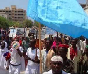 Somalis March Against Militants