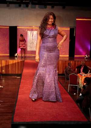 DAY BANKY W CROONED LADIES AT GAGA FOR FASHION